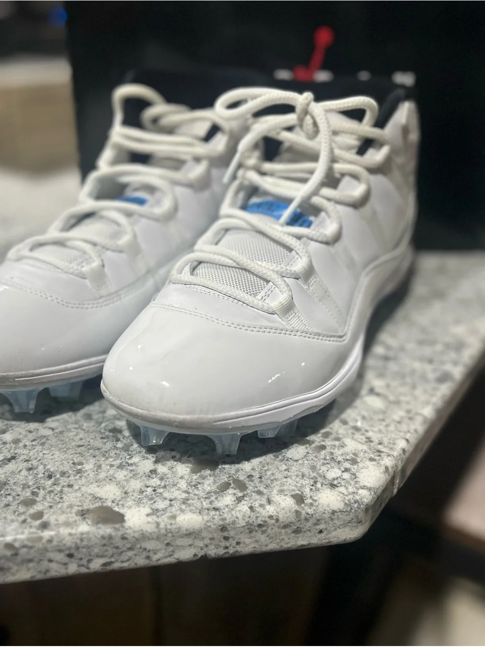 Jordan 11 Mid TD cleats white/legend blue-black